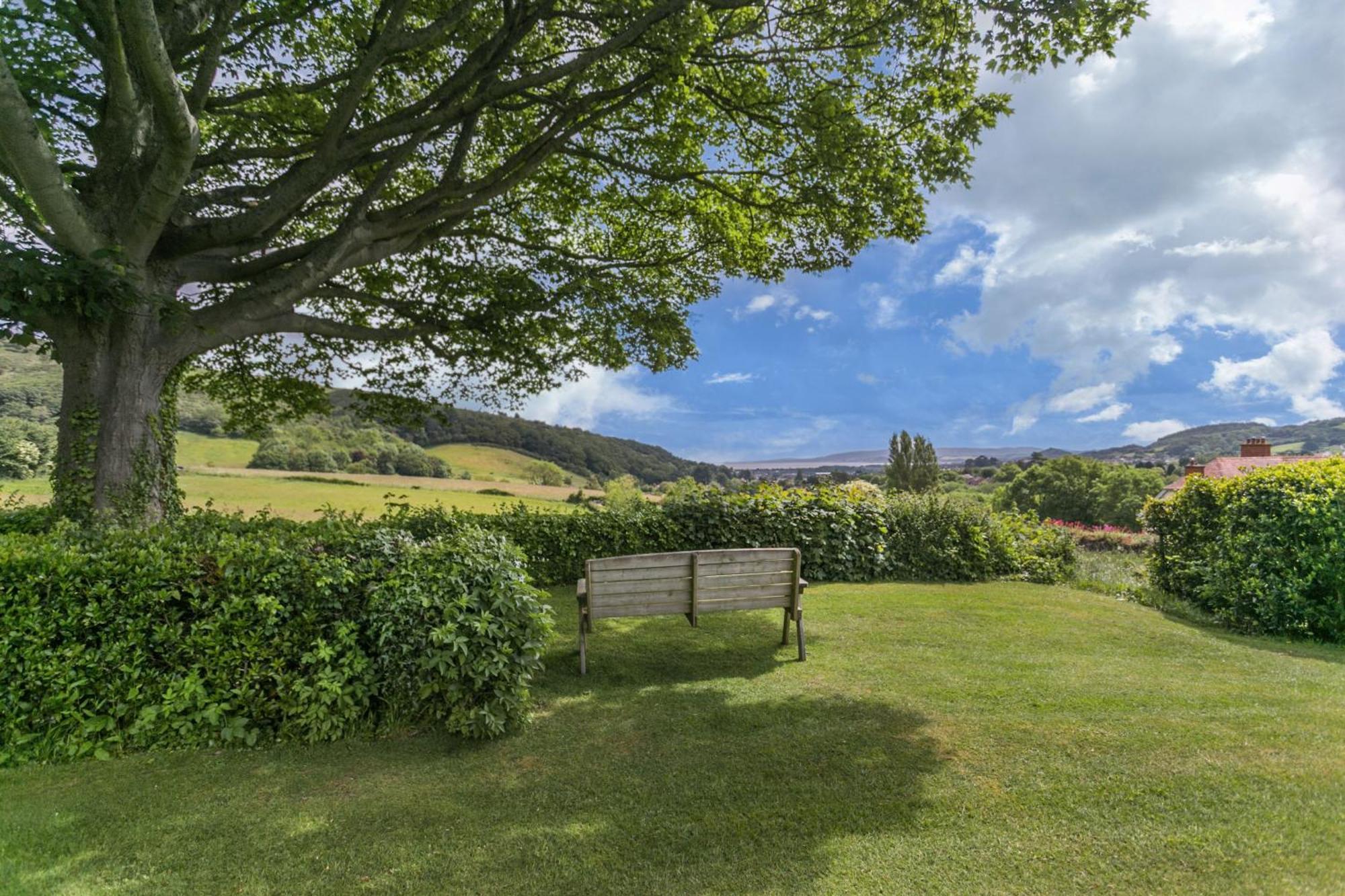 Laburnum Lodge Sleeps 6 Wheelchair Access Minehead Exterior photo